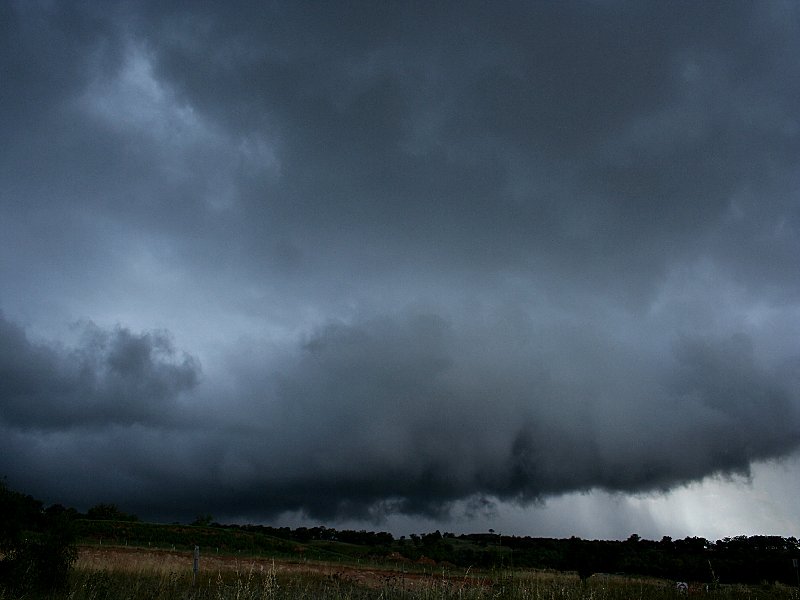 cumulonimbus thunderstorm_base : S of Coonabarabran, NSW   25 November 2005