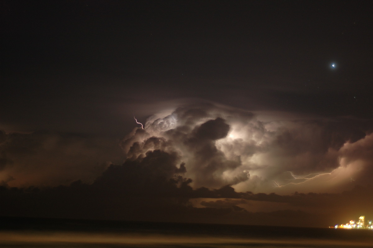 lightning lightning_bolts : Gold Coast, QLD   27 November 2005