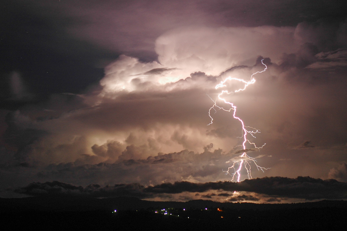 lightning lightning_bolts : McLeans Ridges, NSW   1 December 2005