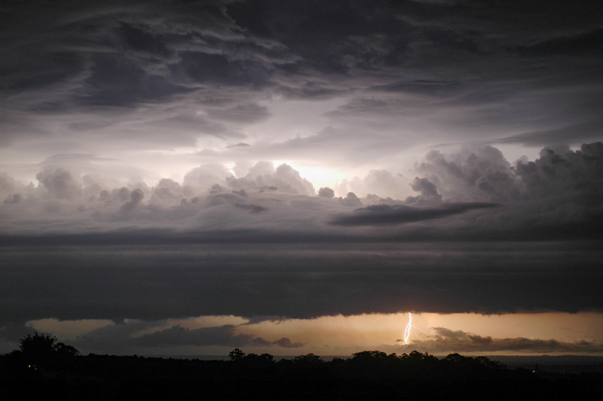 shelfcloud shelf_cloud : Tregeagle, NSW   7 December 2005