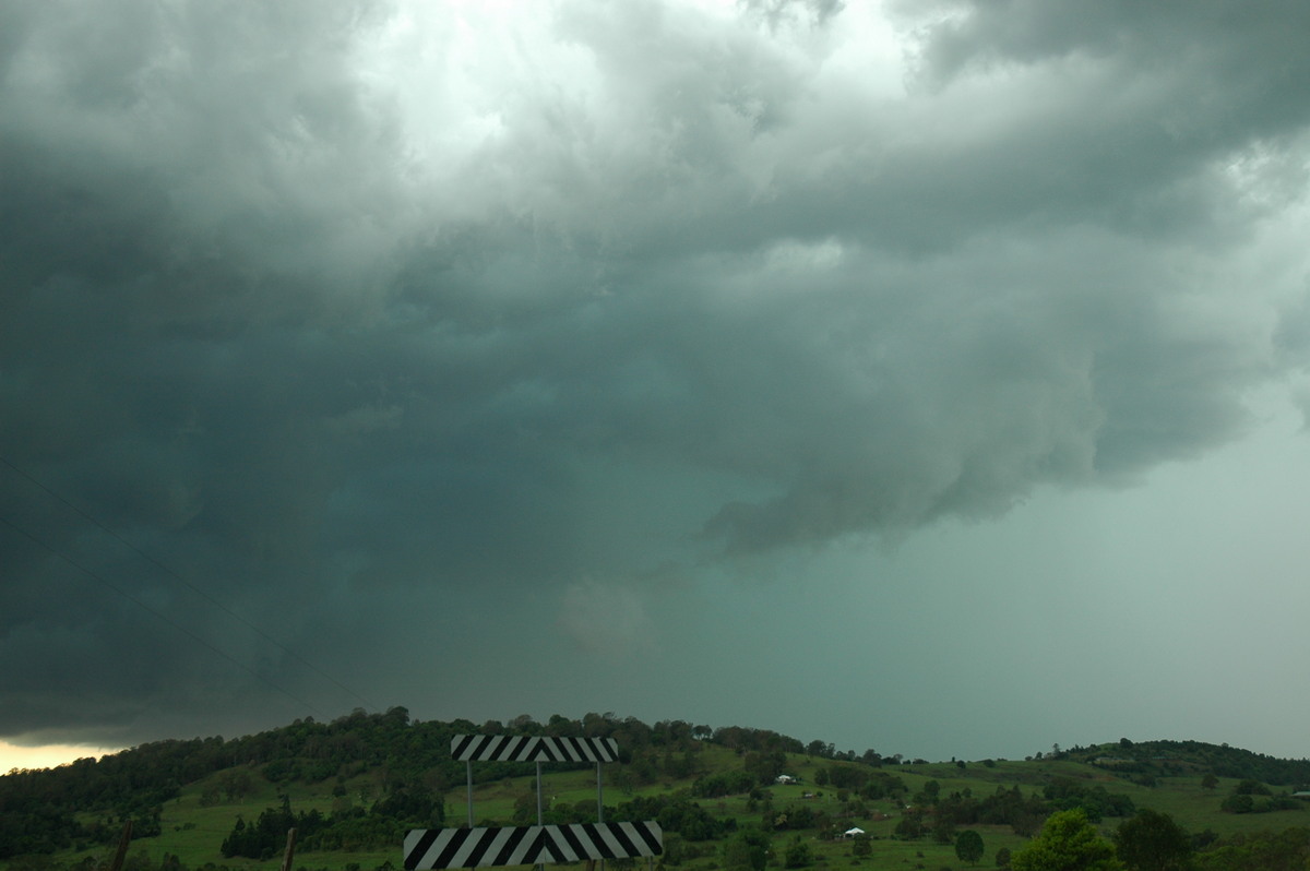 cumulonimbus thunderstorm_base : Wyrallah, NSW   8 December 2005