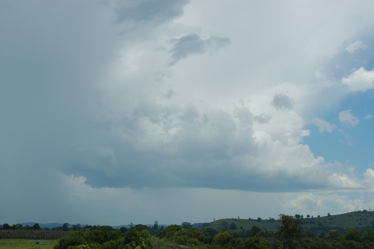 cumulonimbus thunderstorm_base : Bexhill, NSW   9 December 2005