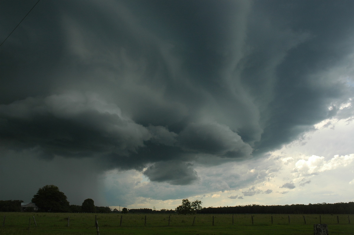 wallcloud thunderstorm_wall_cloud : Broadwater, NSW   17 December 2005