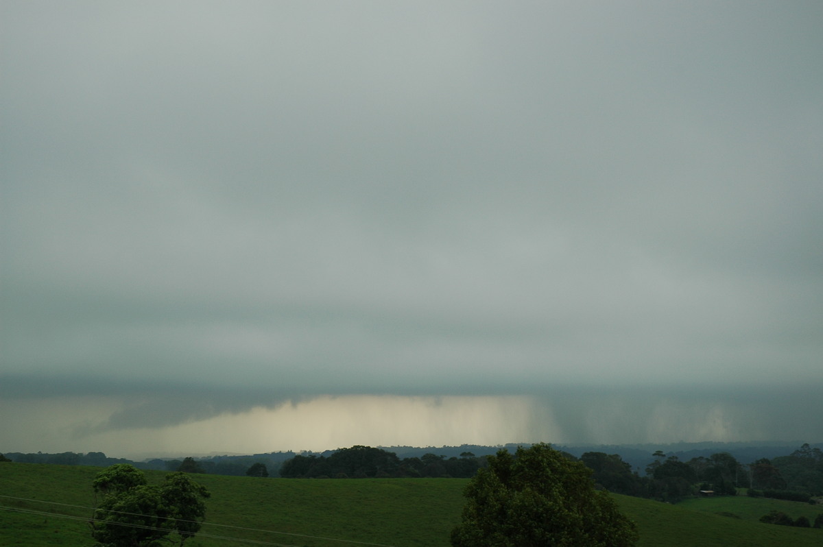 shelfcloud shelf_cloud : Saint Helena, NSW   17 December 2005