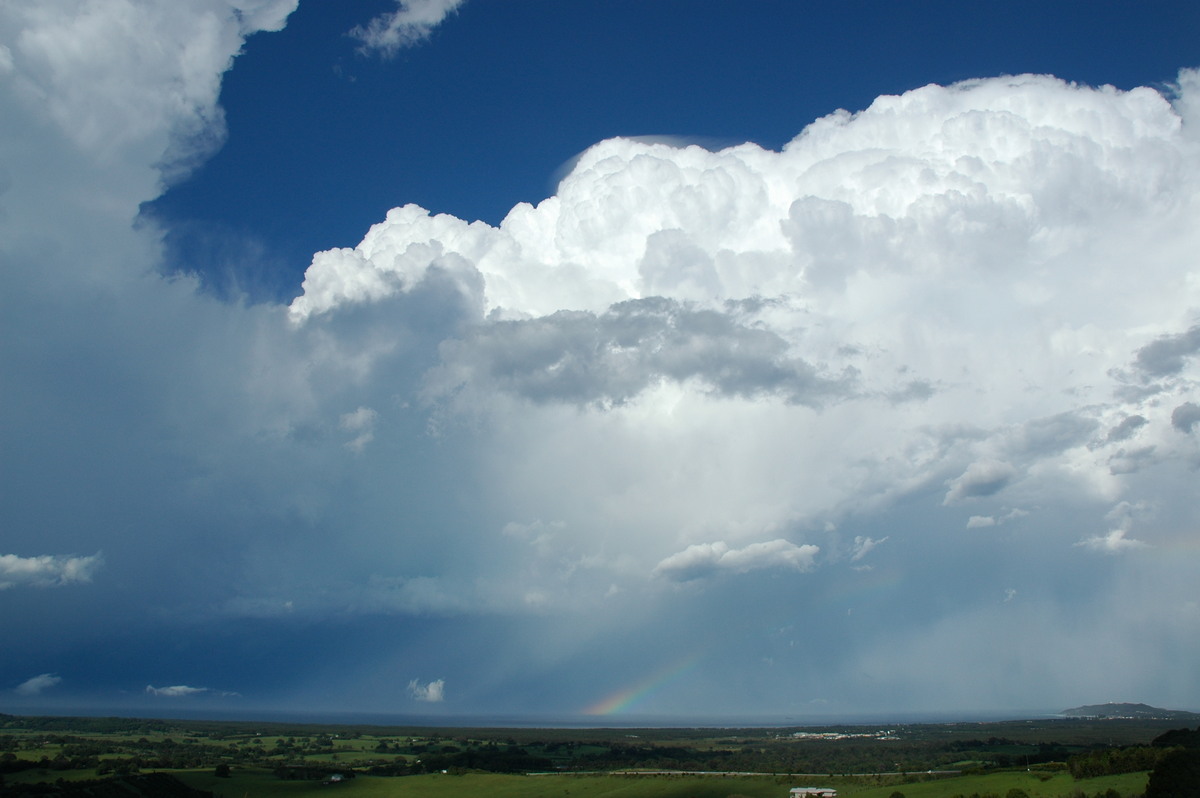 pileus pileus_cap_cloud : Saint Helena, NSW   17 December 2005