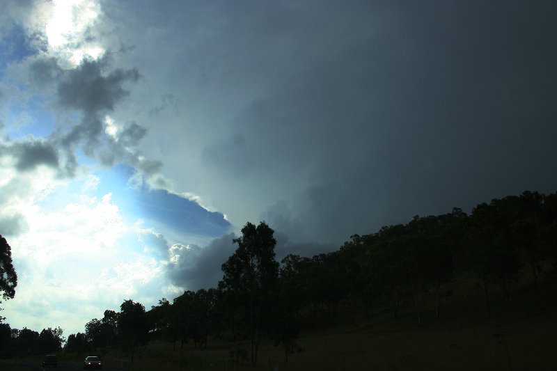 updraft thunderstorm_updrafts : near Yarraman, Qld   26 December 2005