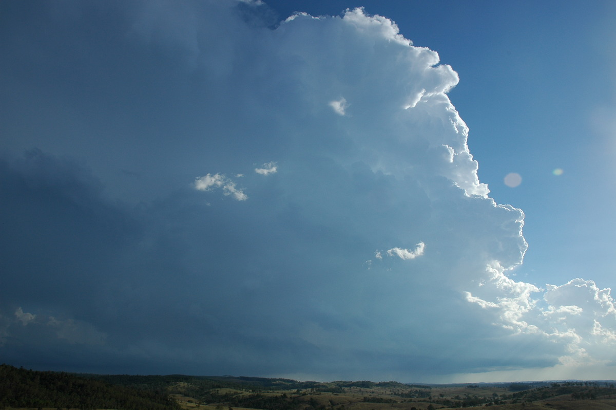 thunderstorm cumulonimbus_incus : near Yarraman, QLD   26 December 2005