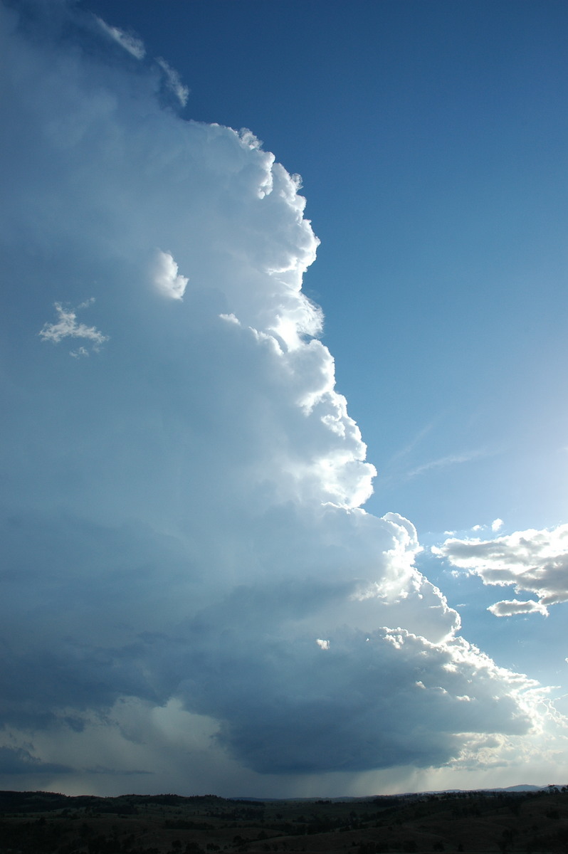 thunderstorm cumulonimbus_incus : near Yarraman, QLD   26 December 2005