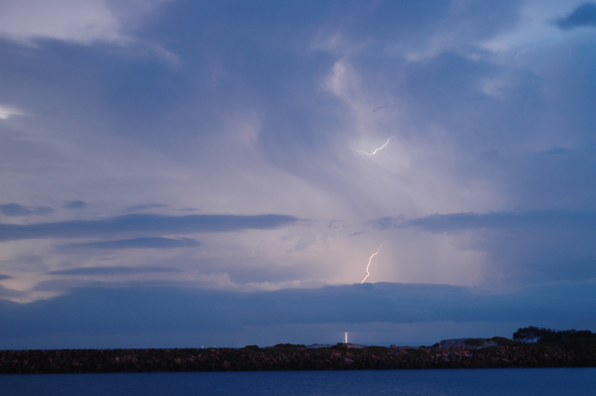 lightning lightning_bolts : Ballina, NSW   28 December 2005