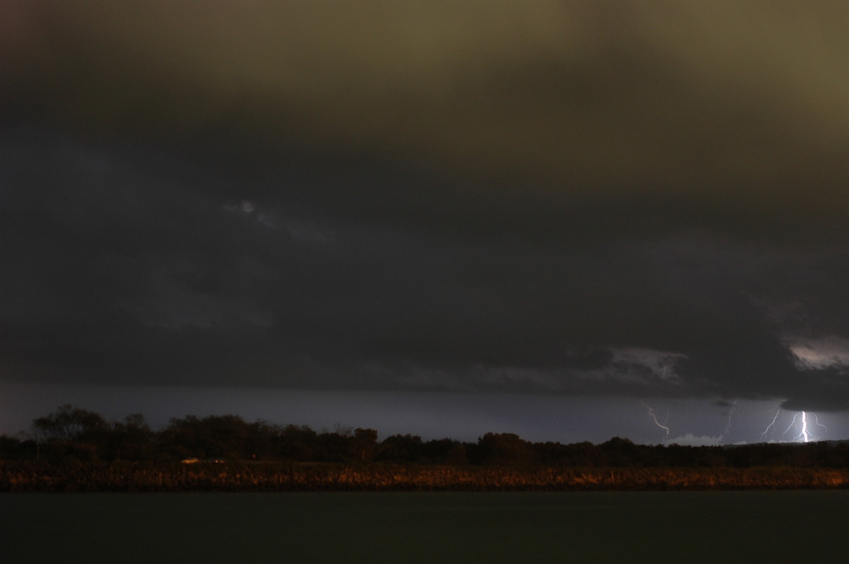 lightning lightning_bolts : Ballina, NSW   28 December 2005