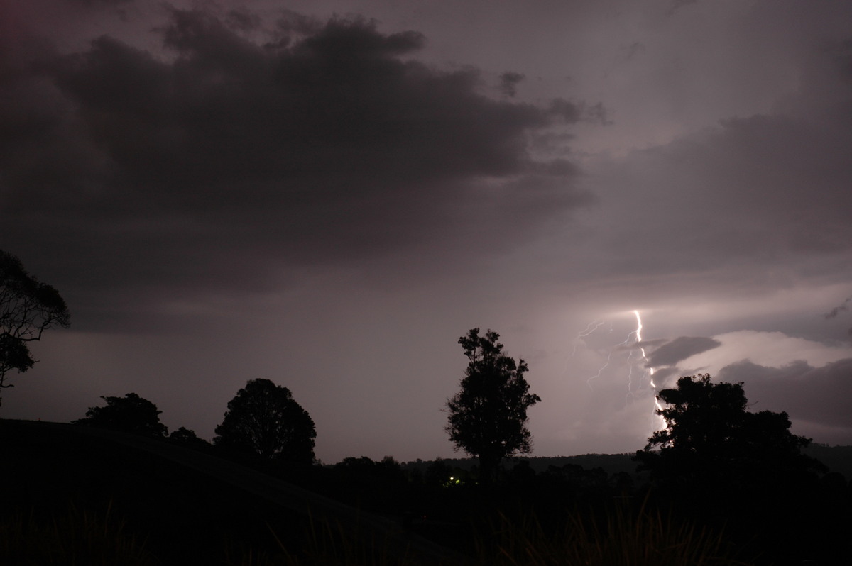 lightning lightning_bolts : McLeans Ridges, NSW   3 January 2006