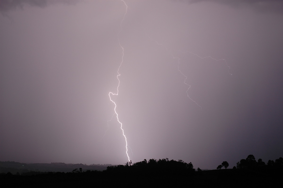 lightning lightning_bolts : McLeans Ridges, NSW   3 January 2006