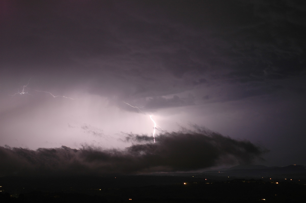 lightning lightning_bolts : McLeans Ridges, NSW   6 January 2006