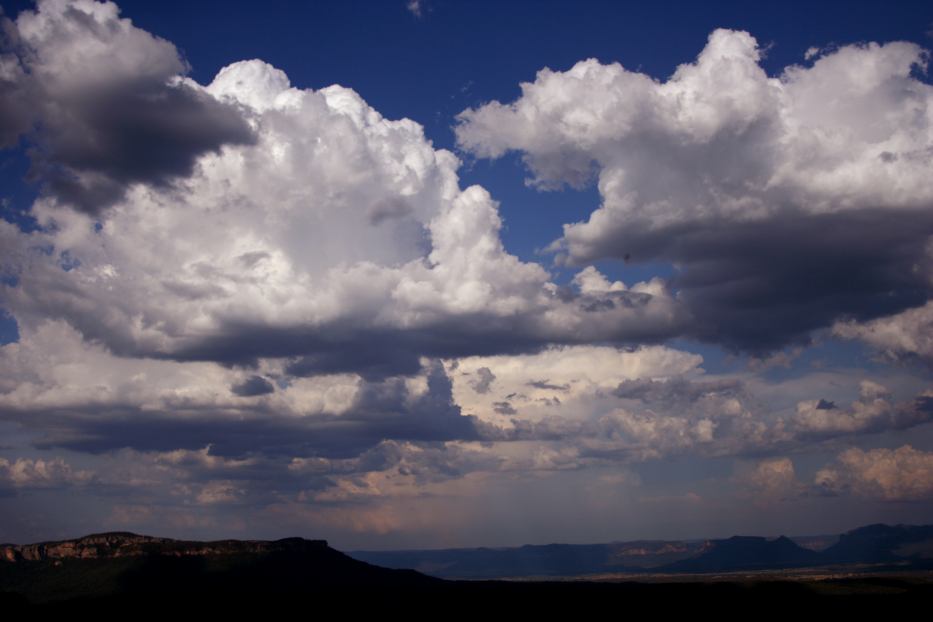 thunderstorm cumulonimbus_incus : Capertee, NSW   14 January 2006