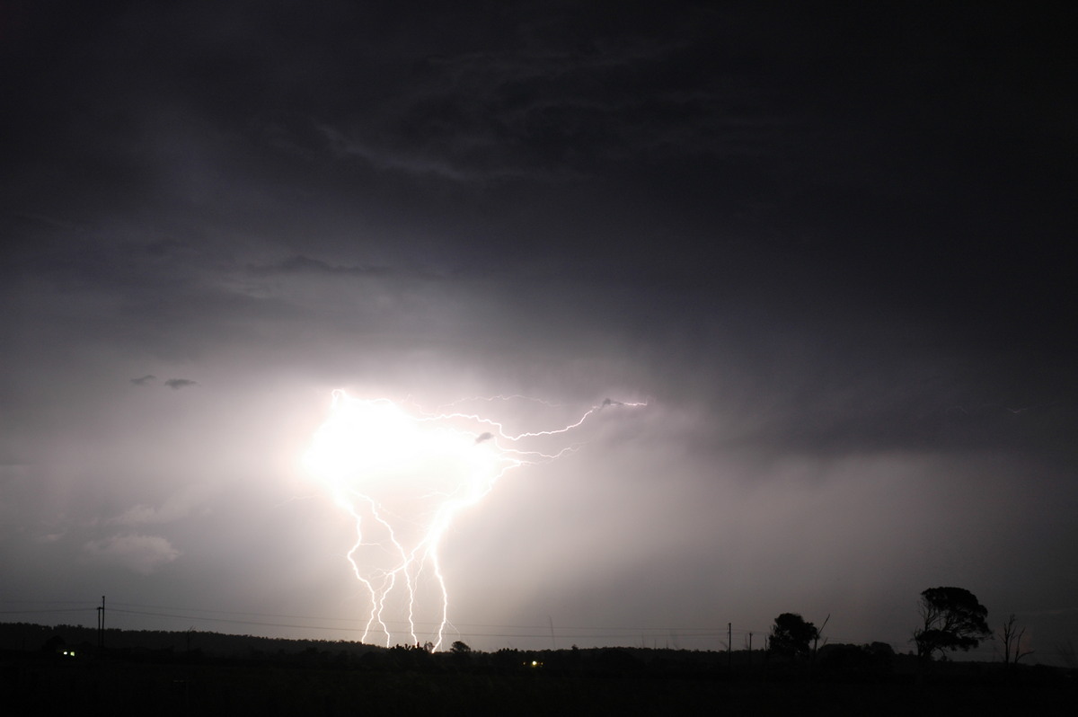 lightning lightning_bolts : Woodburn, NSW   13 February 2006