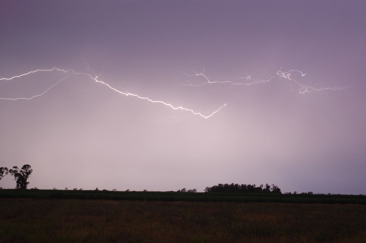 lightning lightning_bolts : Woodburn, NSW   13 February 2006