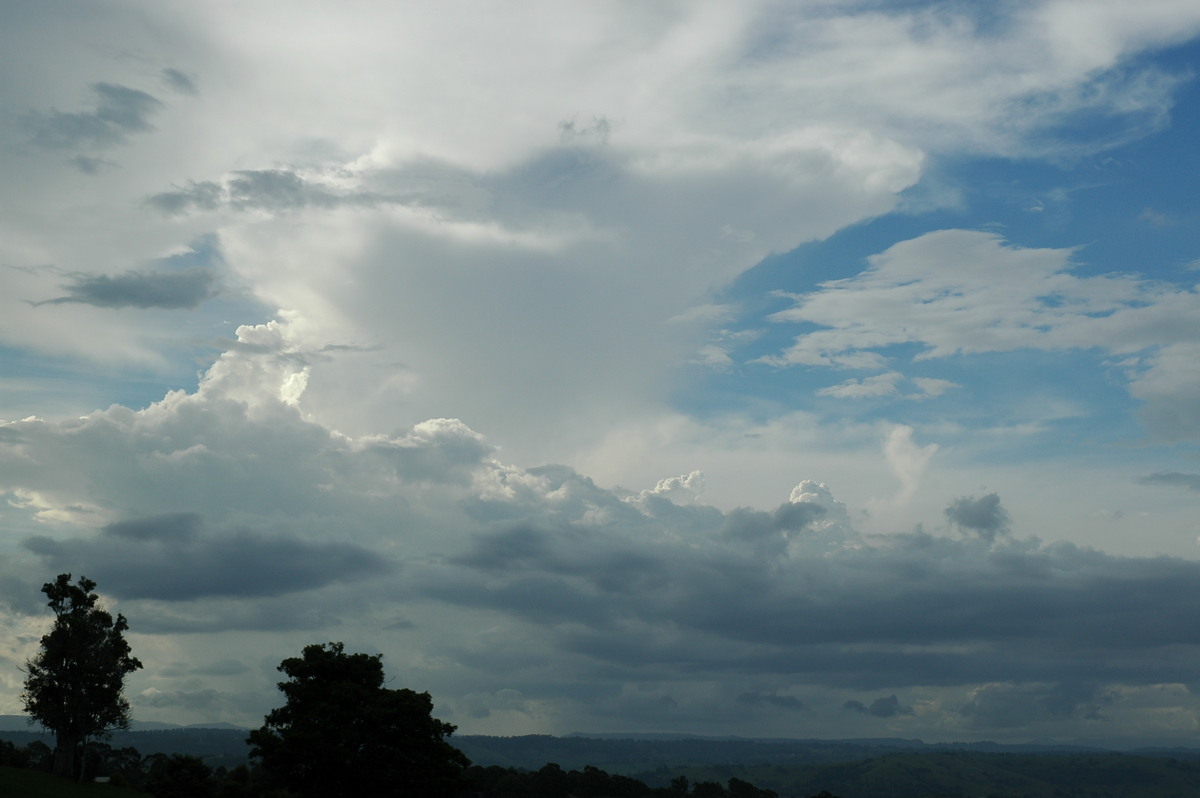 thunderstorm cumulonimbus_incus : McLeans Ridges, NSW   14 February 2006