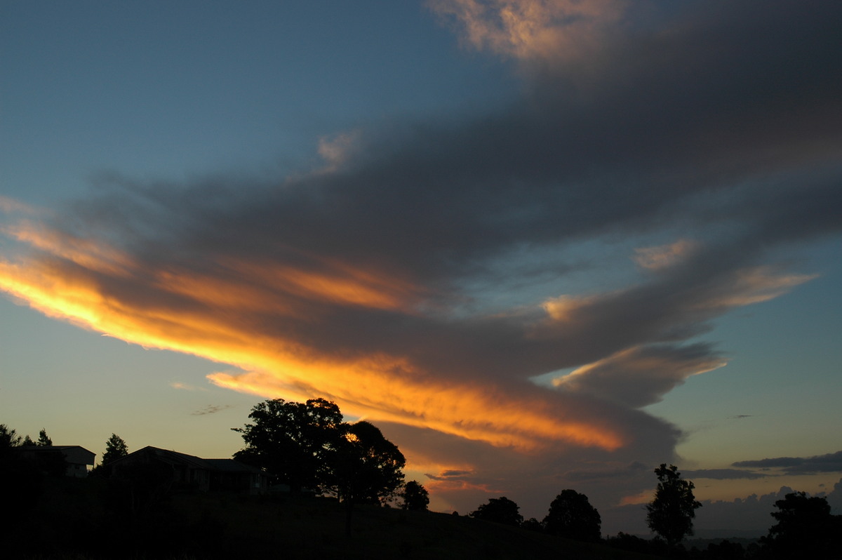 anvil thunderstorm_anvils : McLeans Ridges, NSW   17 February 2006