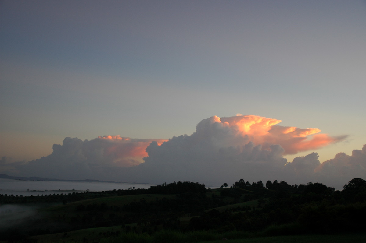 thunderstorm cumulonimbus_incus : McLeans Ridges, NSW   27 February 2006