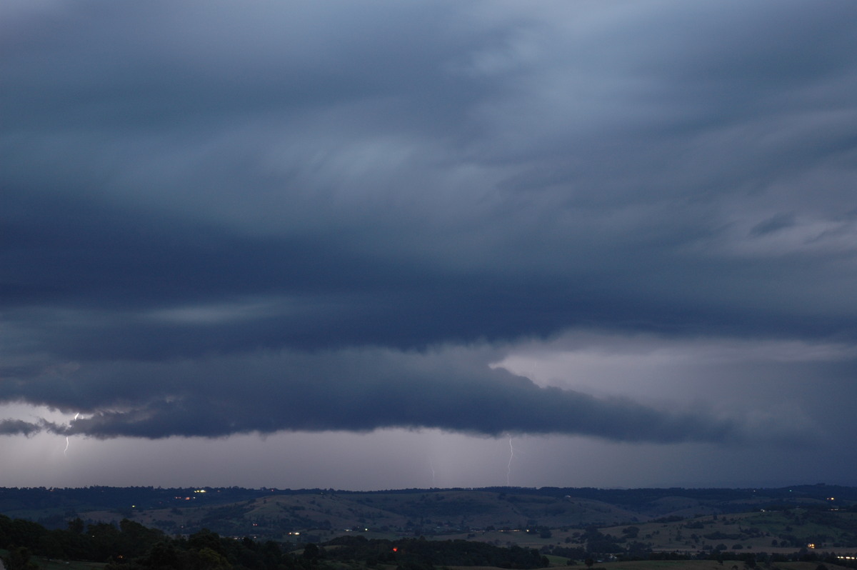 lightning lightning_bolts : McLeans Ridges, NSW   4 April 2006