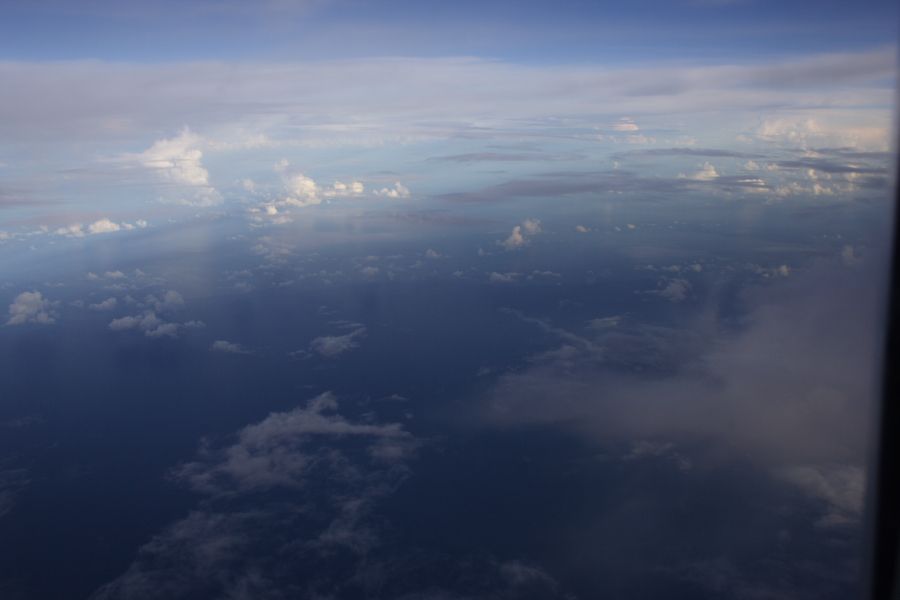 cloudsflying clouds_taken_from_plane : E of NSW, Pacific Ocean   14 April 2006