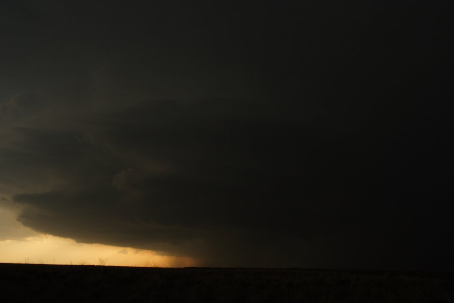 wallcloud thunderstorm_wall_cloud : Jayton, Texas, USA   3 May 2006