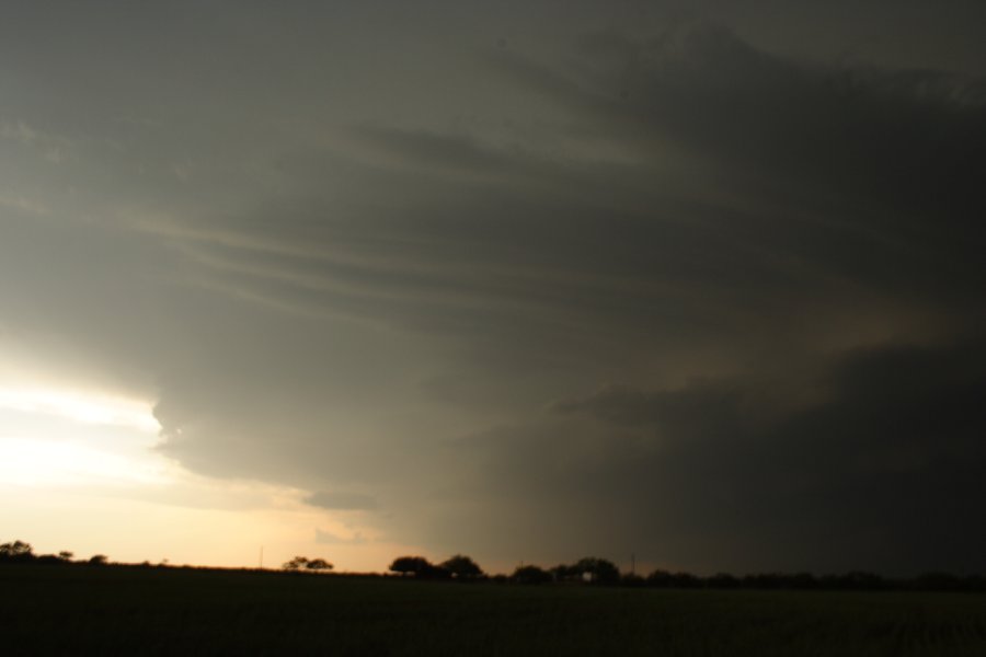 cumulonimbus thunderstorm_base : Jayton, Texas, USA   3 May 2006