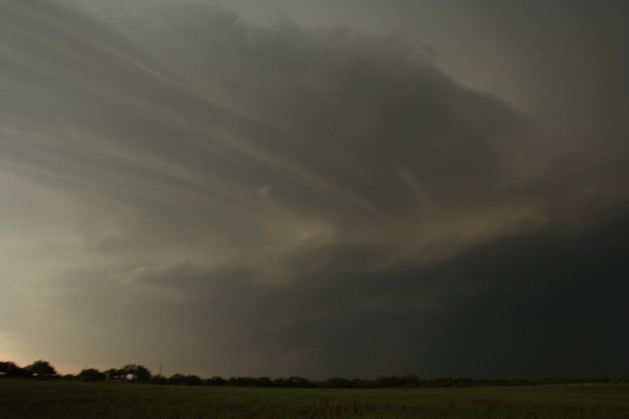 wallcloud thunderstorm_wall_cloud : Jayton, Texas, USA   3 May 2006