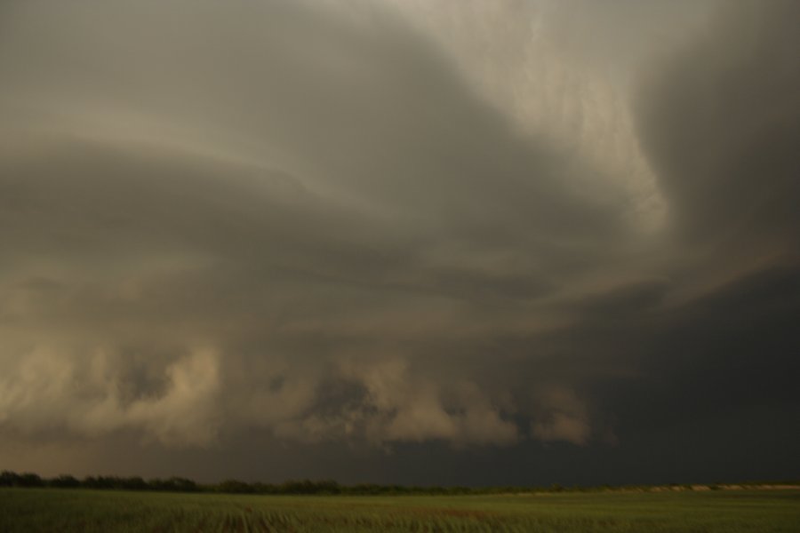 cumulonimbus thunderstorm_base : Jayton, Texas, USA   3 May 2006