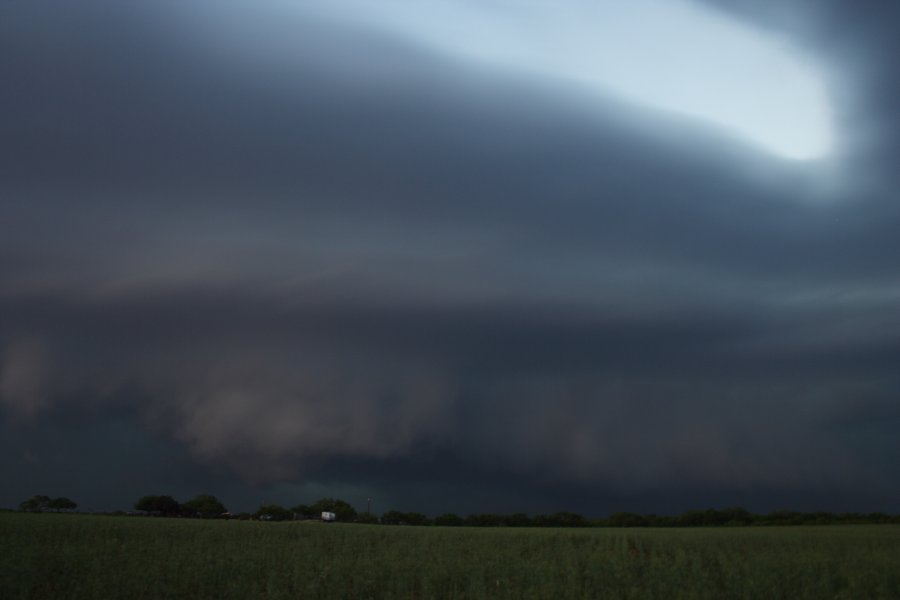 cumulonimbus supercell_thunderstorm : Jayton, Texas, USA   3 May 2006