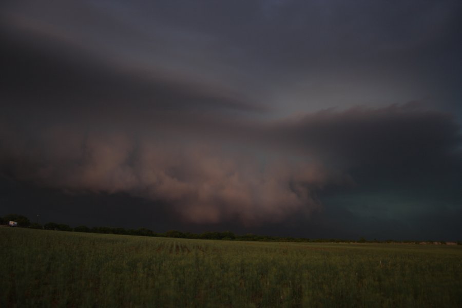 cumulonimbus supercell_thunderstorm : Jayton, Texas, USA   3 May 2006