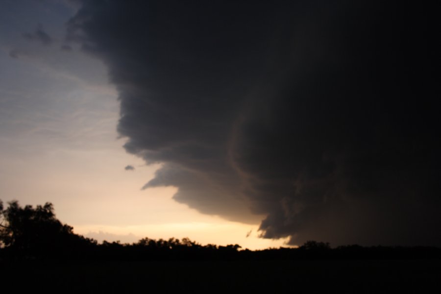 cumulonimbus supercell_thunderstorm : Jayton, Texas, USA   3 May 2006