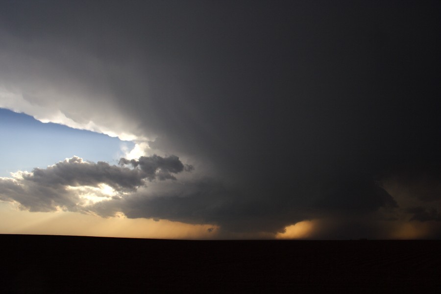 wallcloud thunderstorm_wall_cloud : Patricia, Texas, USA   5 May 2006