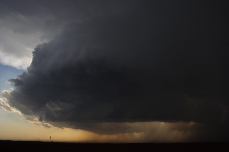 cumulonimbus thunderstorm_base : Patricia, Texas, USA   5 May 2006