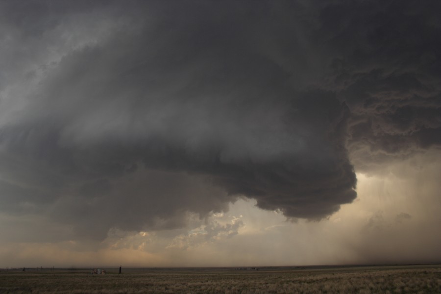 wallcloud thunderstorm_wall_cloud : Patricia, Texas, USA   5 May 2006