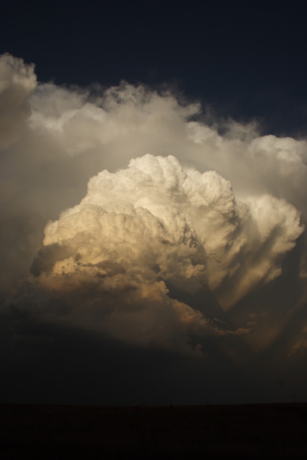 updraft thunderstorm_updrafts : Patricia, Texas, USA   5 May 2006