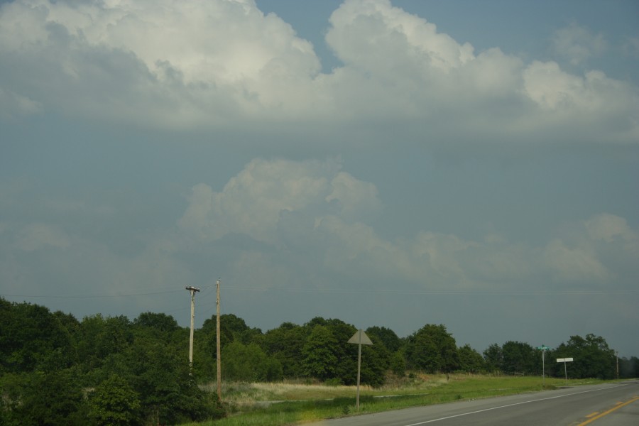 thunderstorm cumulonimbus_calvus : McAlester, Oklahoma, USA   9 May 2006