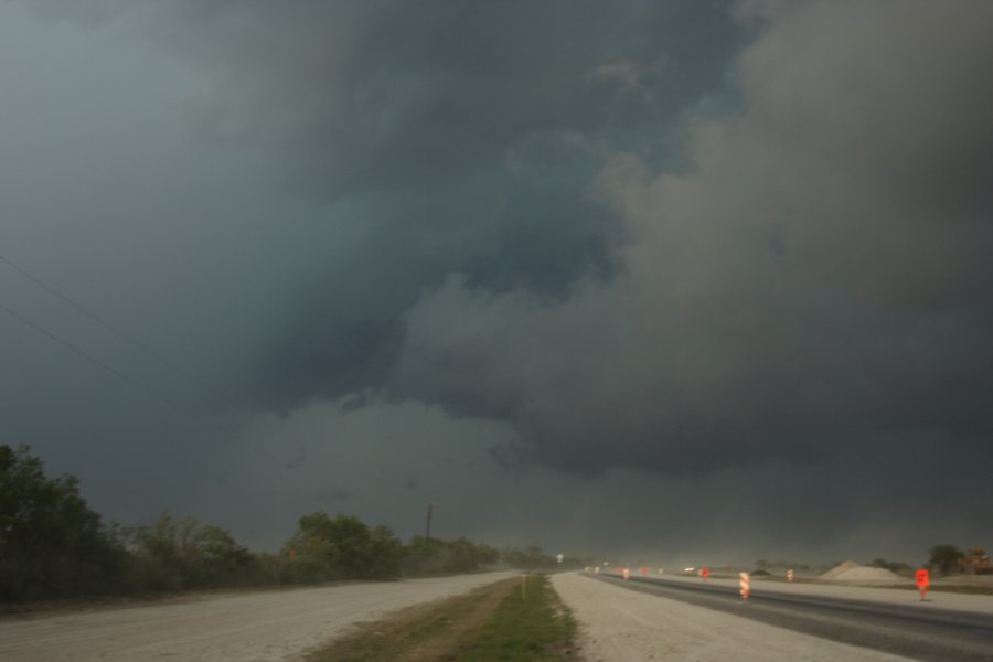 cumulonimbus thunderstorm_base : Del Rio, Texas, USA   14 May 2006