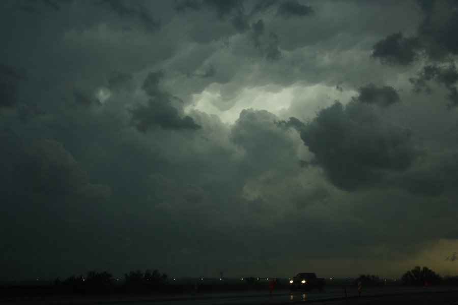 mammatus mammatus_cloud : Del Rio, Texas, USA   14 May 2006