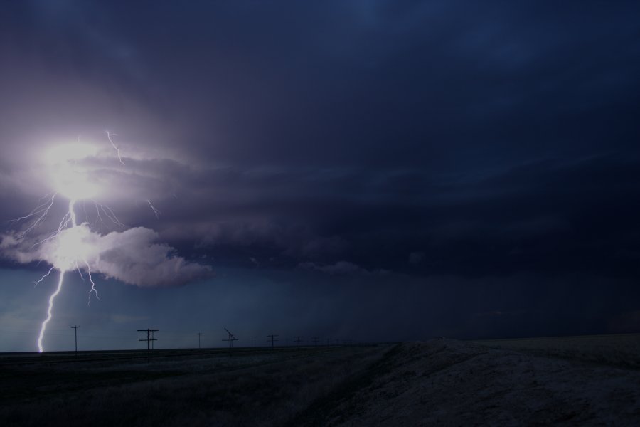 lightning lightning_bolts : near Haswell, Colorado, USA   22 May 2006