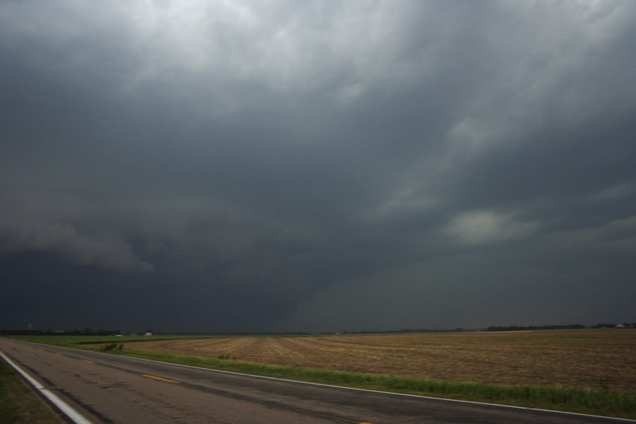 cumulonimbus thunderstorm_base : NE of Grand Island, Nebraska, USA   23 May 2006