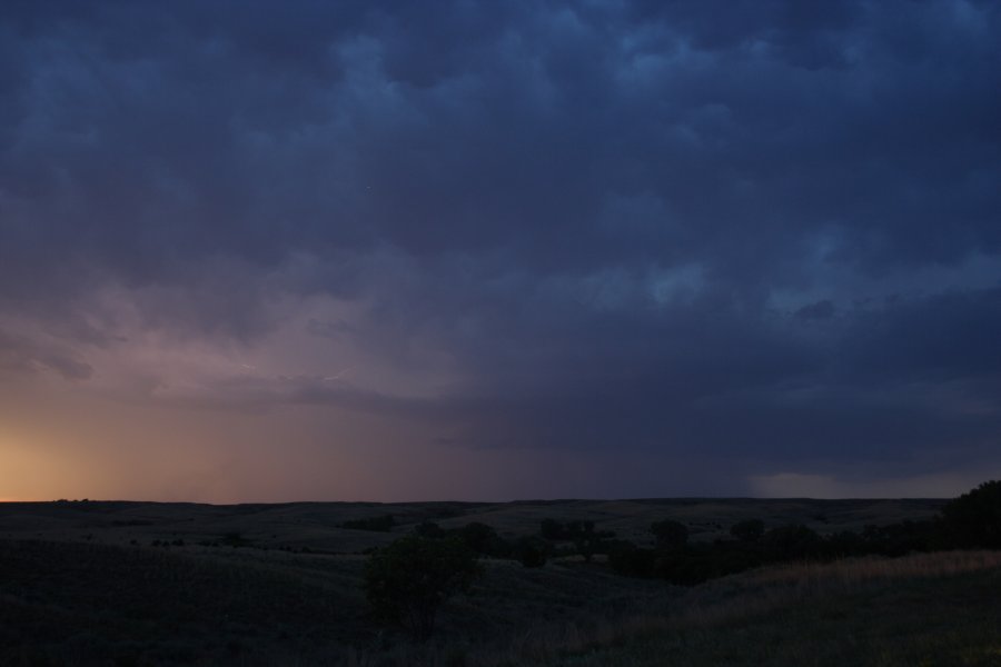 cumulonimbus thunderstorm_base : N of Woodward, Oklahoma, USA   25 May 2006