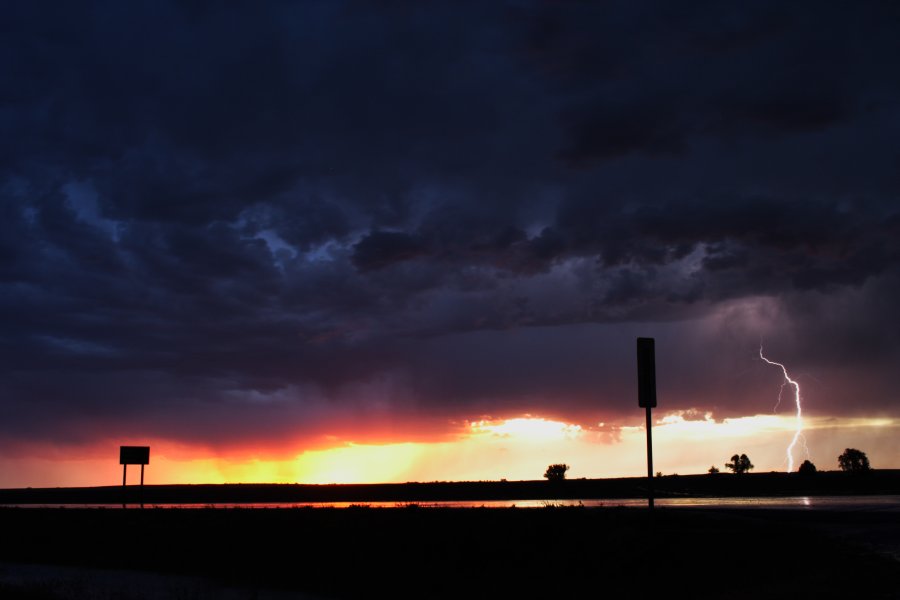 sunset sunset_pictures : near Hoxie, Kansas, USA   26 May 2006