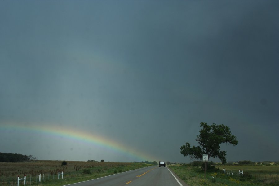 rainbow rainbow_pictures : E of Wheeler, Texas, USA   30 May 2006