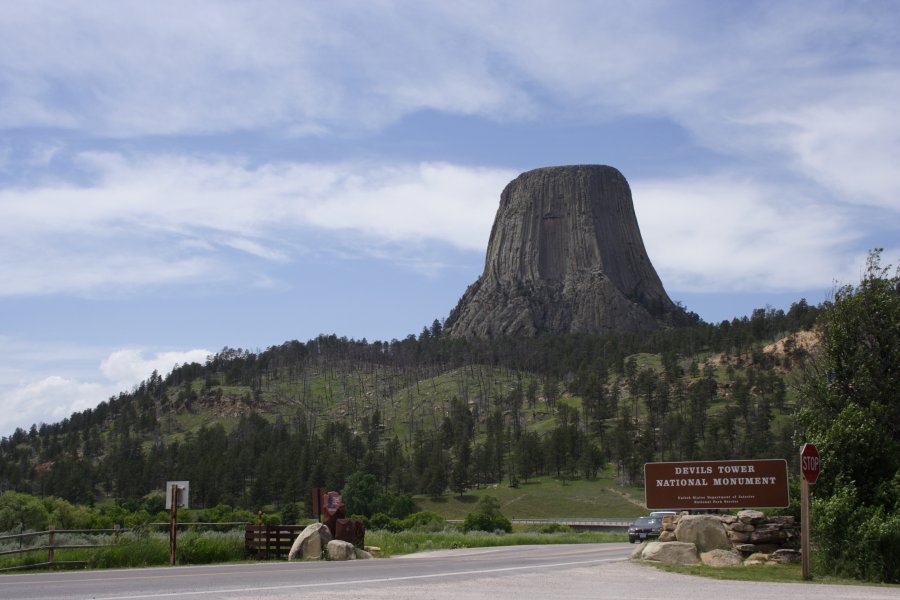 cirrostratus cirrostratus_cloud : Devils Tower, Wyoming, USA   8 June 2006