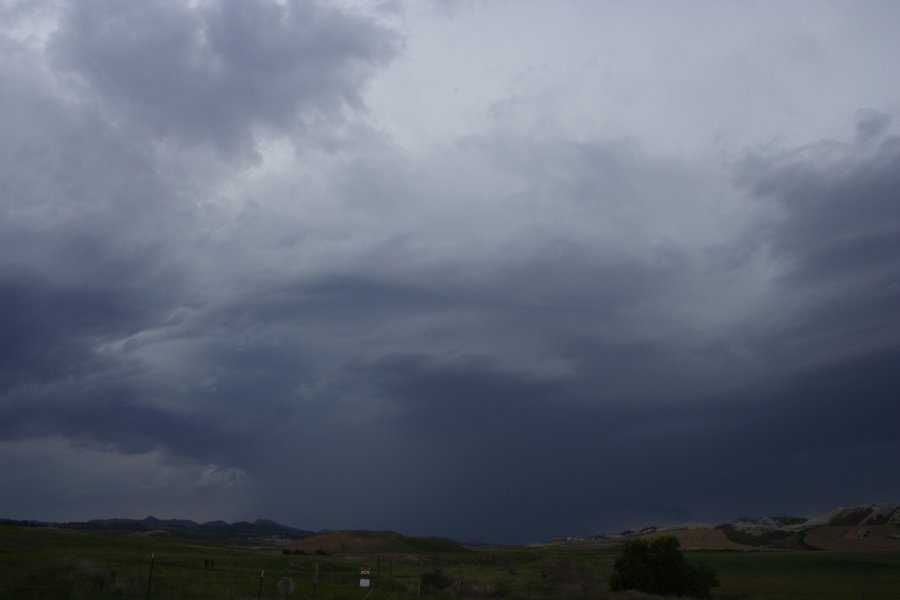 cumulonimbus thunderstorm_base : E of Billings, Montana, USA   8 June 2006