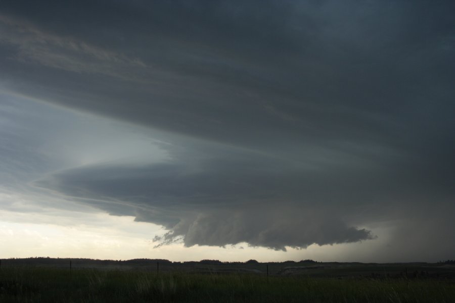 cumulonimbus supercell_thunderstorm : E of Billings, Montana, USA   8 June 2006