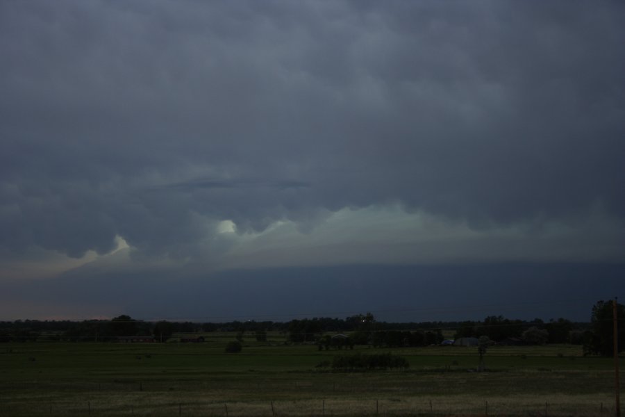 cumulonimbus supercell_thunderstorm : SE of Authur, Nebraska, USA   10 June 2006