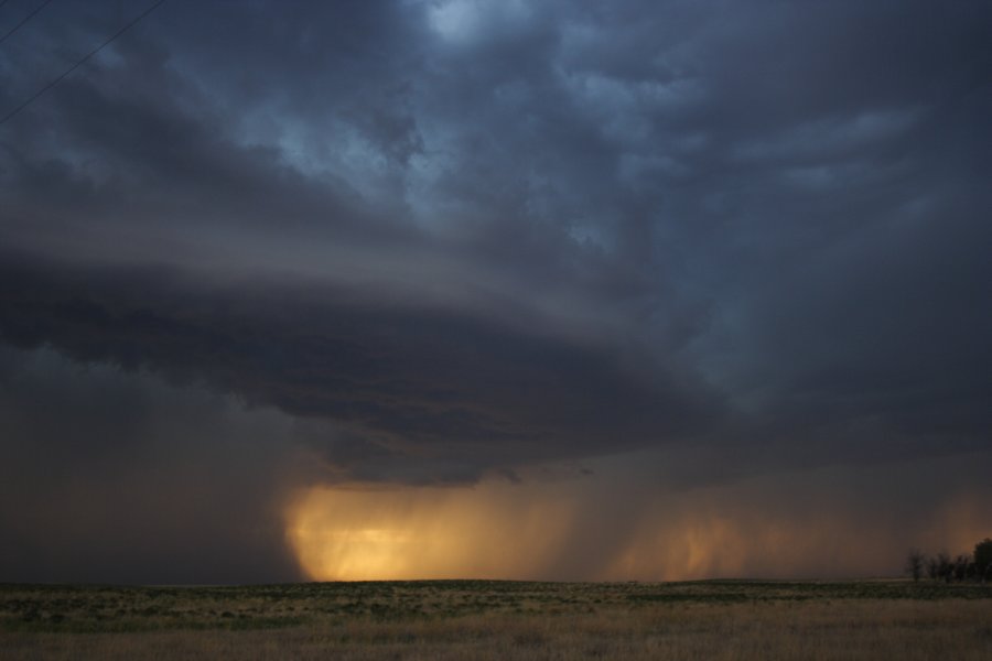 microburst micro_burst : S of Fort Morgan, Colorado, USA   11 June 2006