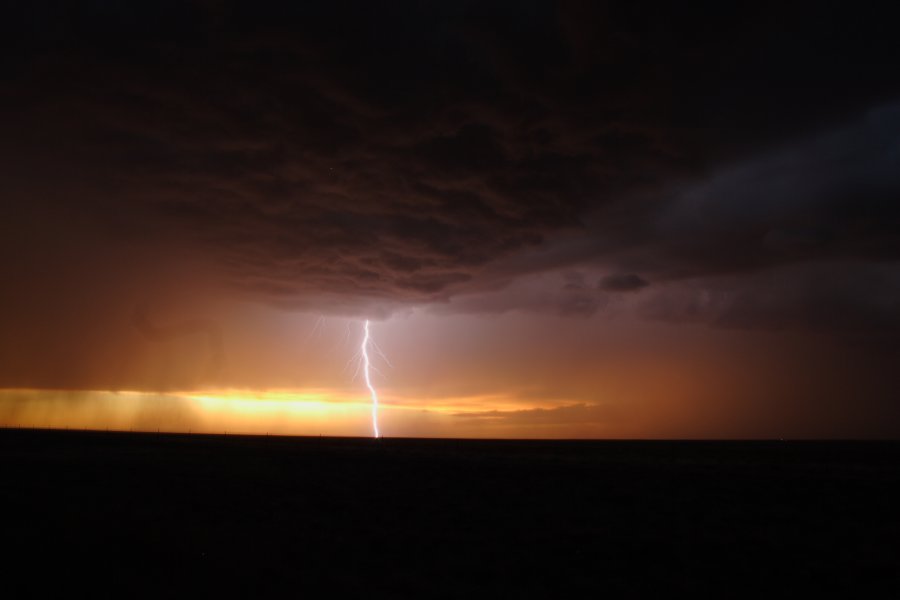 raincascade precipitation_cascade : S of Fort Morgan, Colorado, USA   11 June 2006